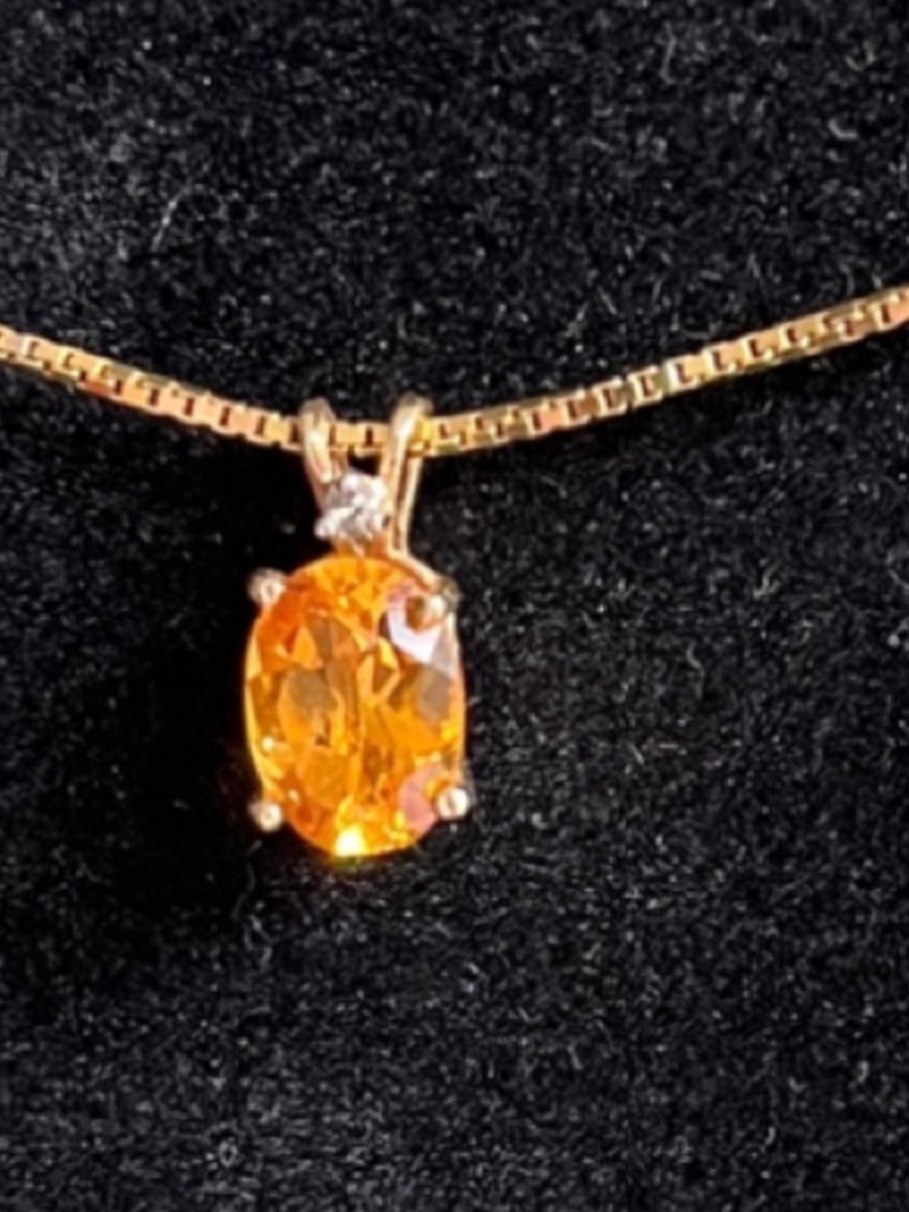 14K Gold Citrine Pendant Necklace - Vibrant Yellow Gemstone